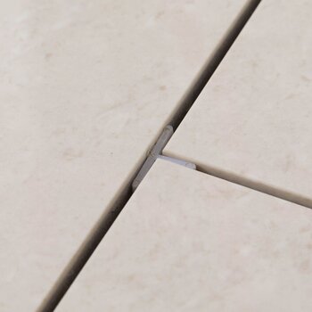 Separador Tipo "T" 4 mm para pisos